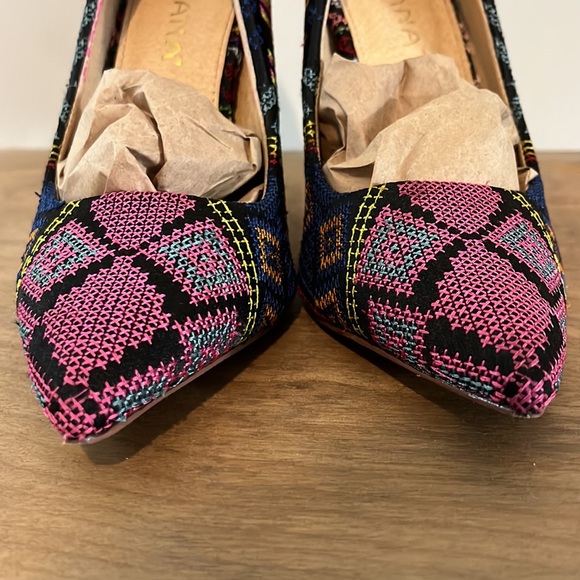 Colorful Heeled Pumps 5” heel - Picture 6 of 10